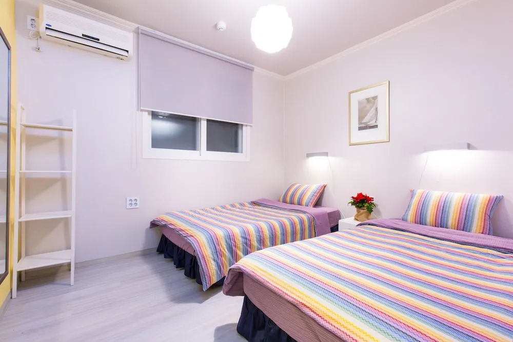 Oh Blue Guesthouse