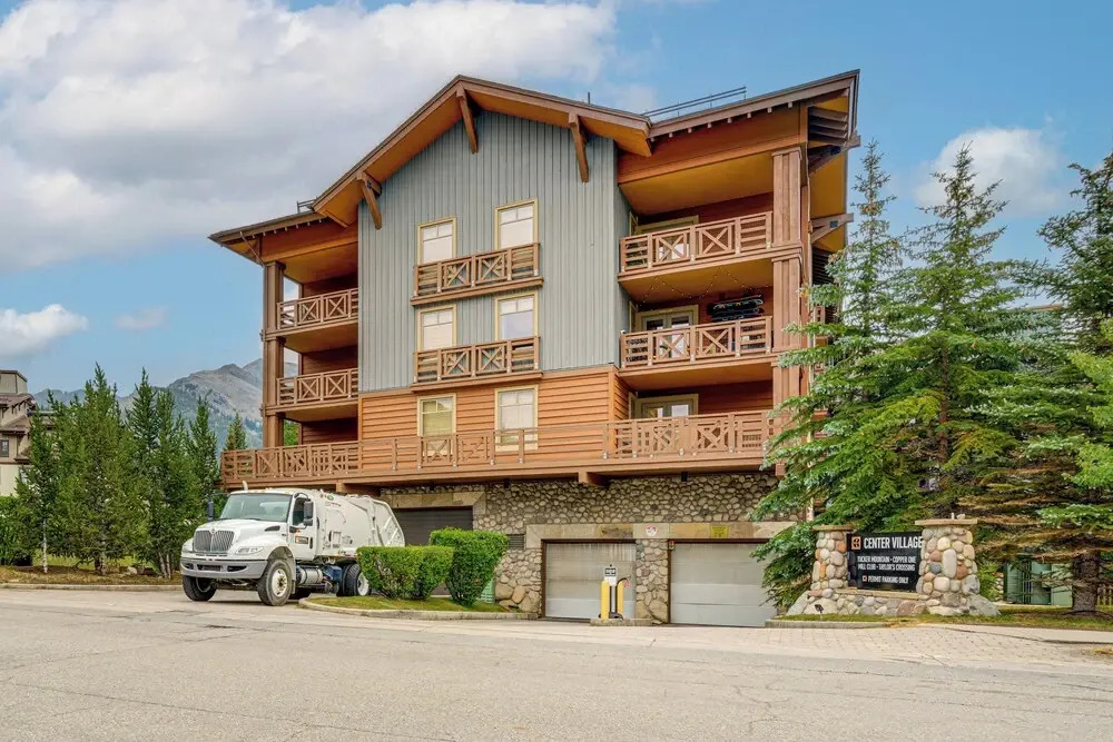 Walk to Lifts: Condo w/ Copper Mtn Views in Frisco
