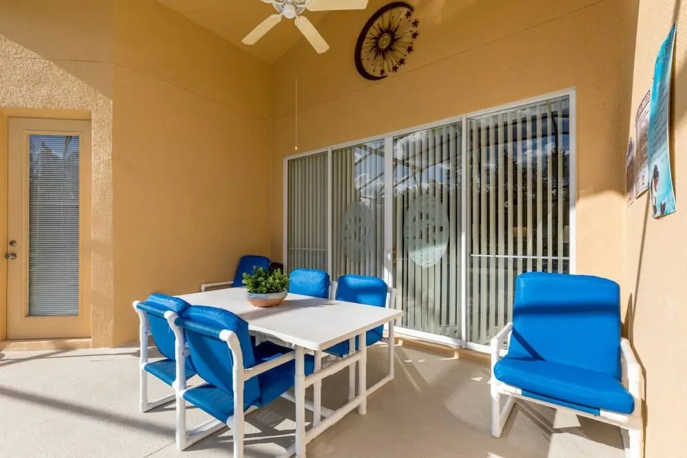 Award Winning Vacation Home With South Facing Pool And Spa Overlooking Conservation Land