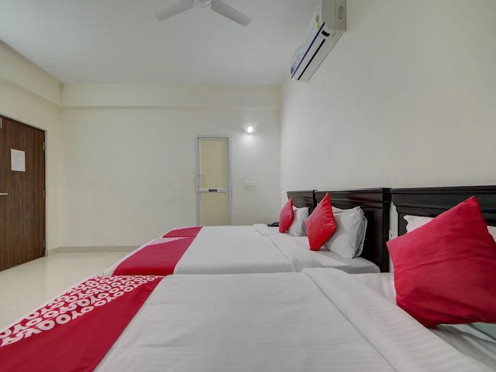 OYO 26136 Hotel Anu Residency