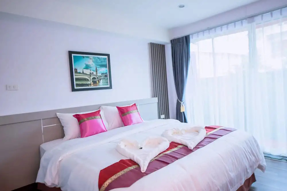 MS Hotel Sriracha