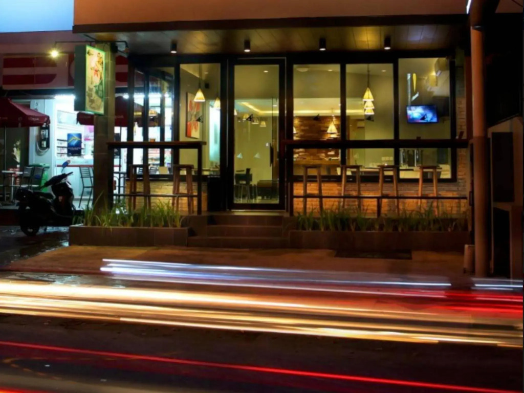 OYO 2854 COZY B&B Seminyak