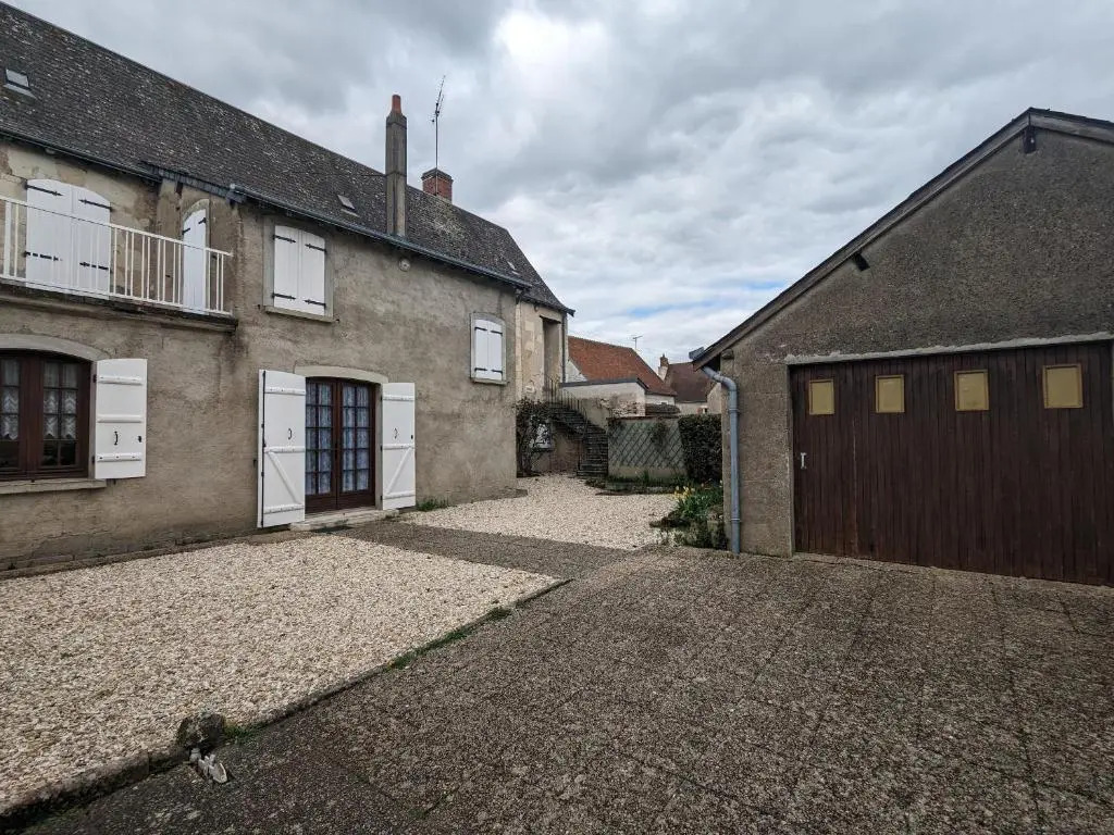 Maison spacieuse avec cour et cheminée au cœur du Parc Naturel de la Brenne - FR-1-591-229
