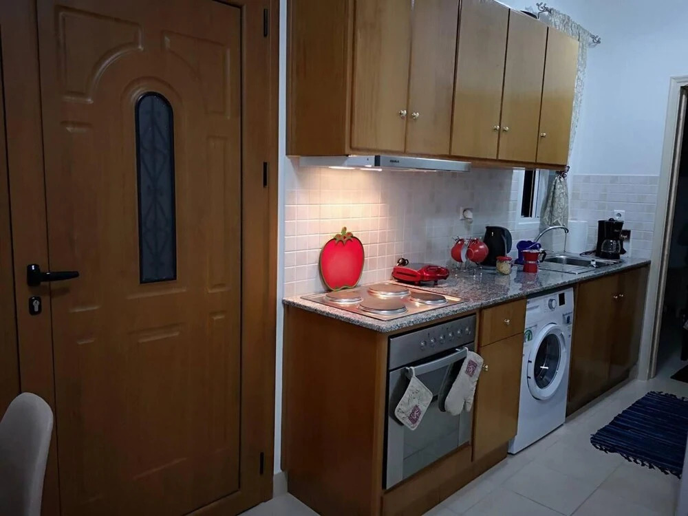 Apartment - Sleeps 5 - Parking - Private Terrace