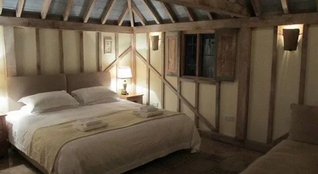 Waters End Farm B&b