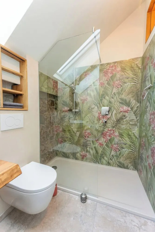 Unterkunft mit Kamin, Whirlpool und Sauna