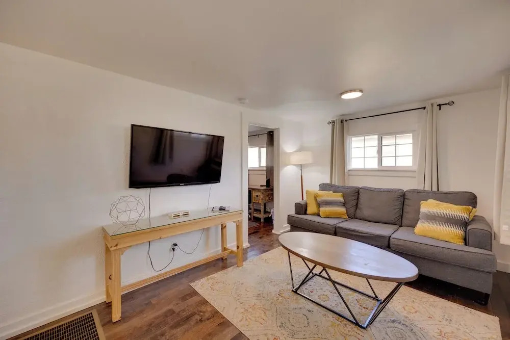 2 Mi to Dtwn: Colorado Springs Gem w/ Hot Tub!