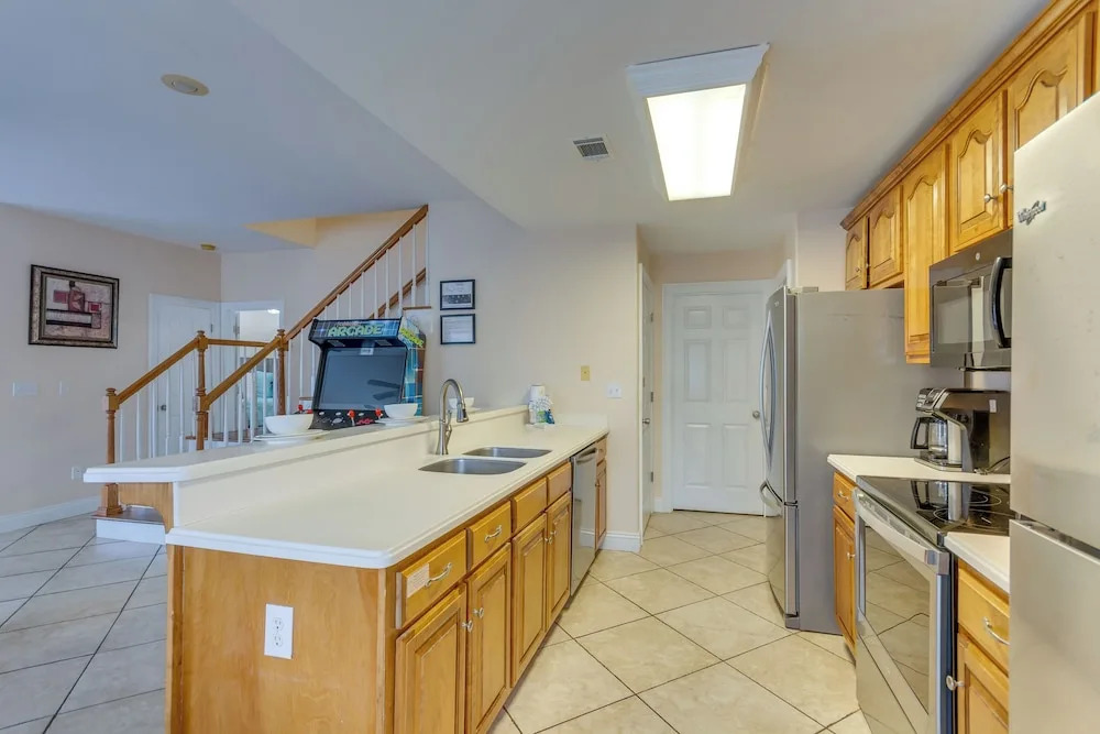 1 Mi to Beach Access: Spacious Orange Beach Duplex