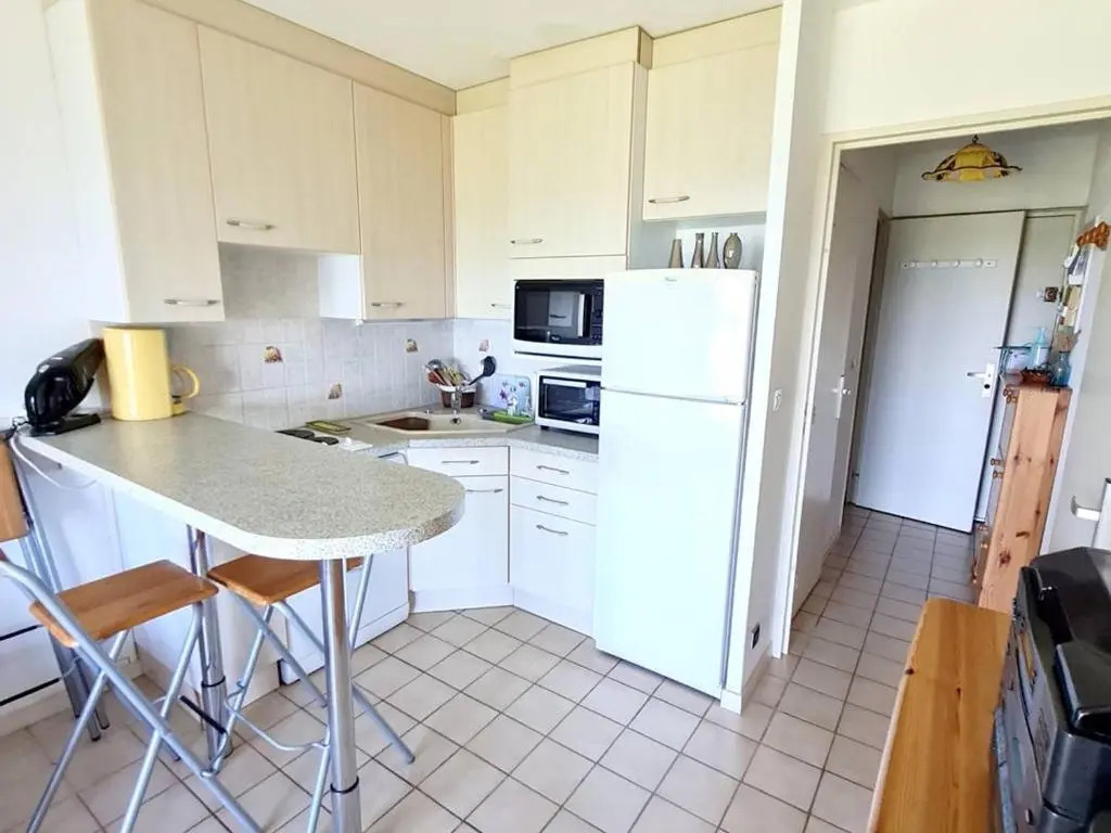 Appartement Six-Fours-les-Plages, 3 pièces, 4 personnes - FR-1-316-252