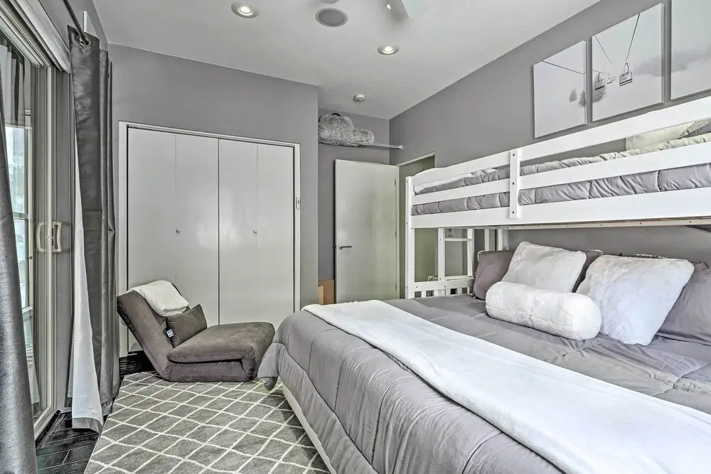 Luxe Brian Head Escape w/ Hot Tub & Mtn Views