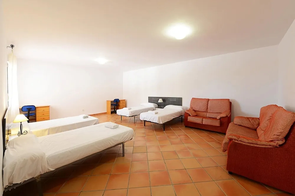 Villa - 4 Bedrooms with Pool, WiFi and Sea views - 104970