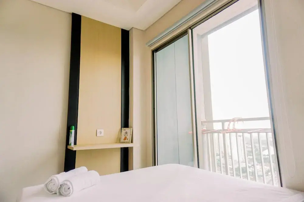 Comfort and Modern Look 2BR at Springwood Residence Tangerang Apartment