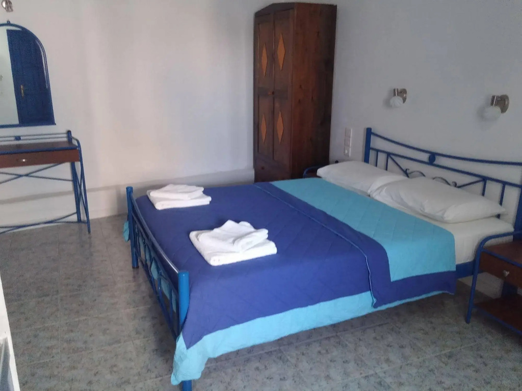 Roula Villa Studios & Apartments