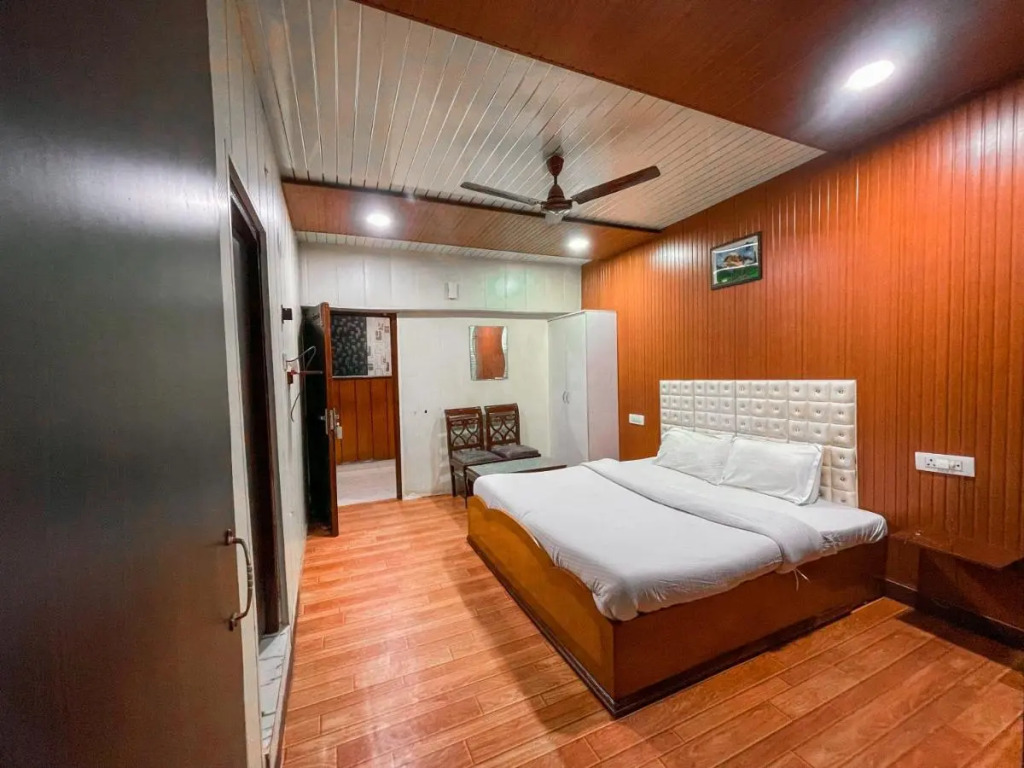 OYO 4629 Hotel Fontana