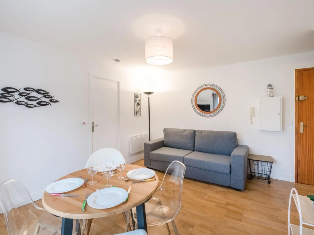 Apartment in Port-en-bessin Near Seashore