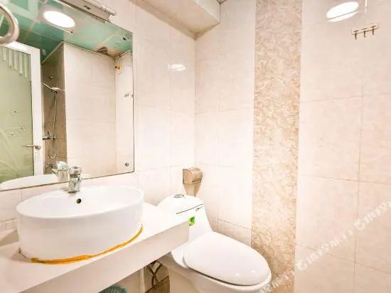 Chenxi Apartment Hotel