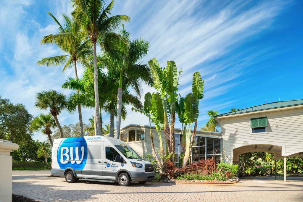 Best Western Naples Inn & Suites
