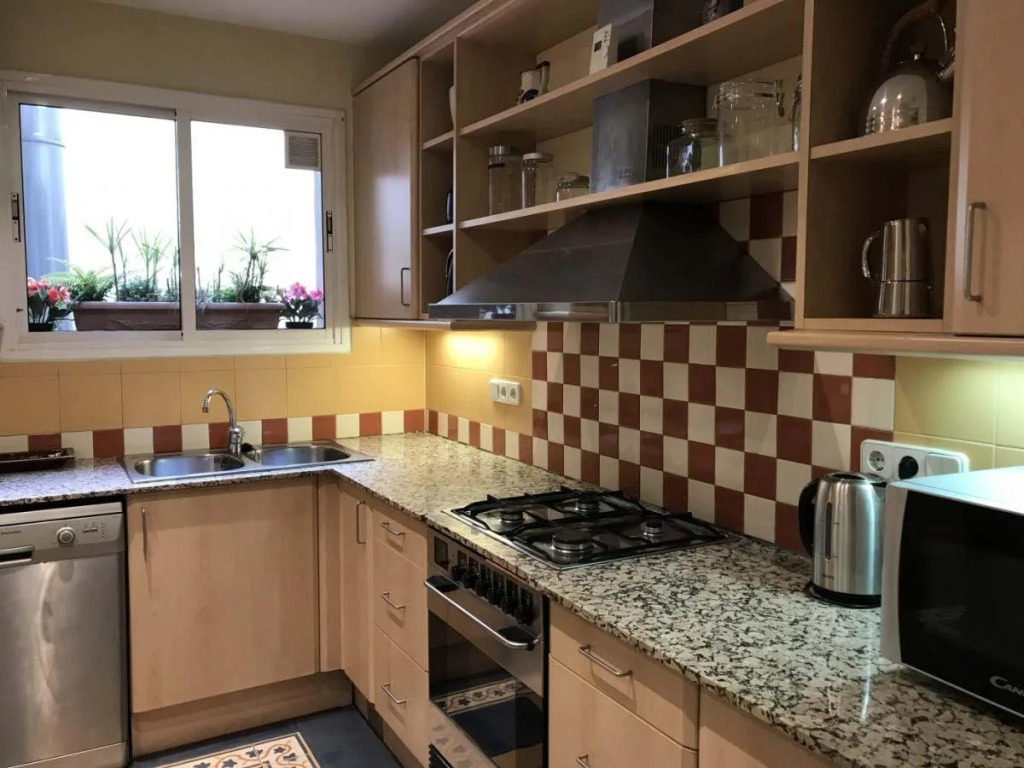 Fisa Rentals Gran Via Apartments