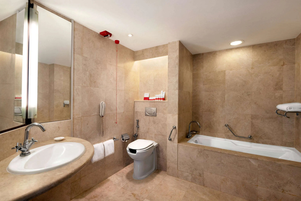 Ramada Plaza by Wyndham Dubai Deira