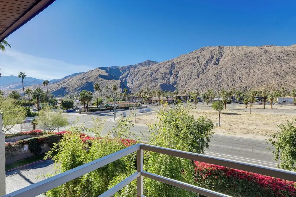 Walk to Dtwn Palm Springs: Condo w/ Pool Access