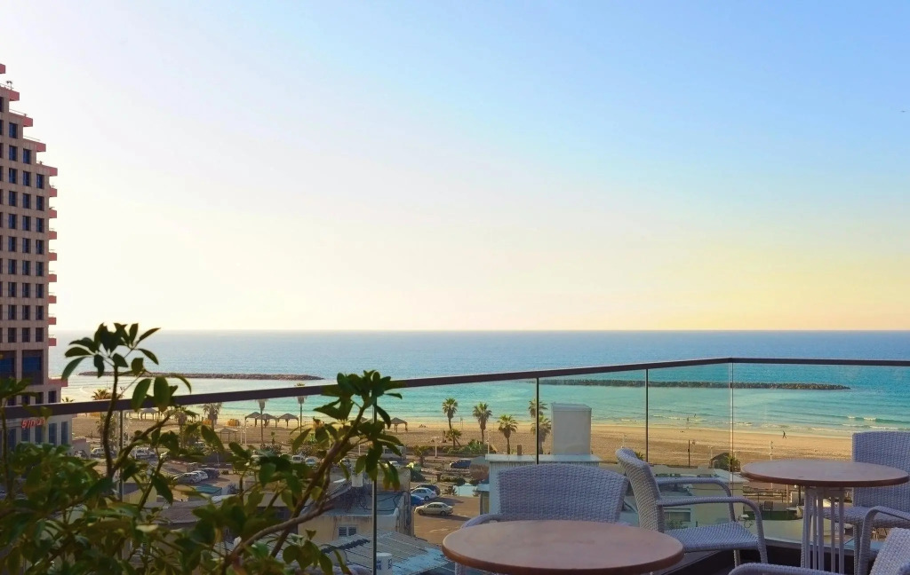 Hotel Poli Urban By AFI Hotels