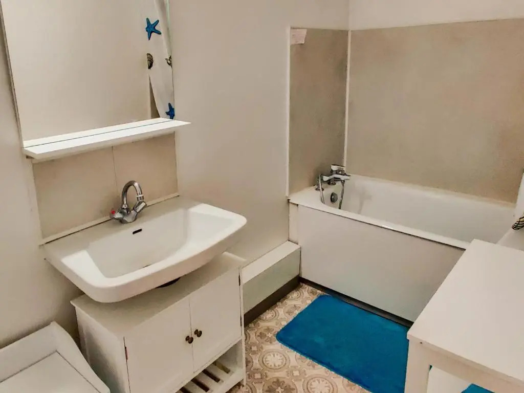 Appartement Enchastrayes, 2 pièces, 6 personnes - FR-1-165A-103