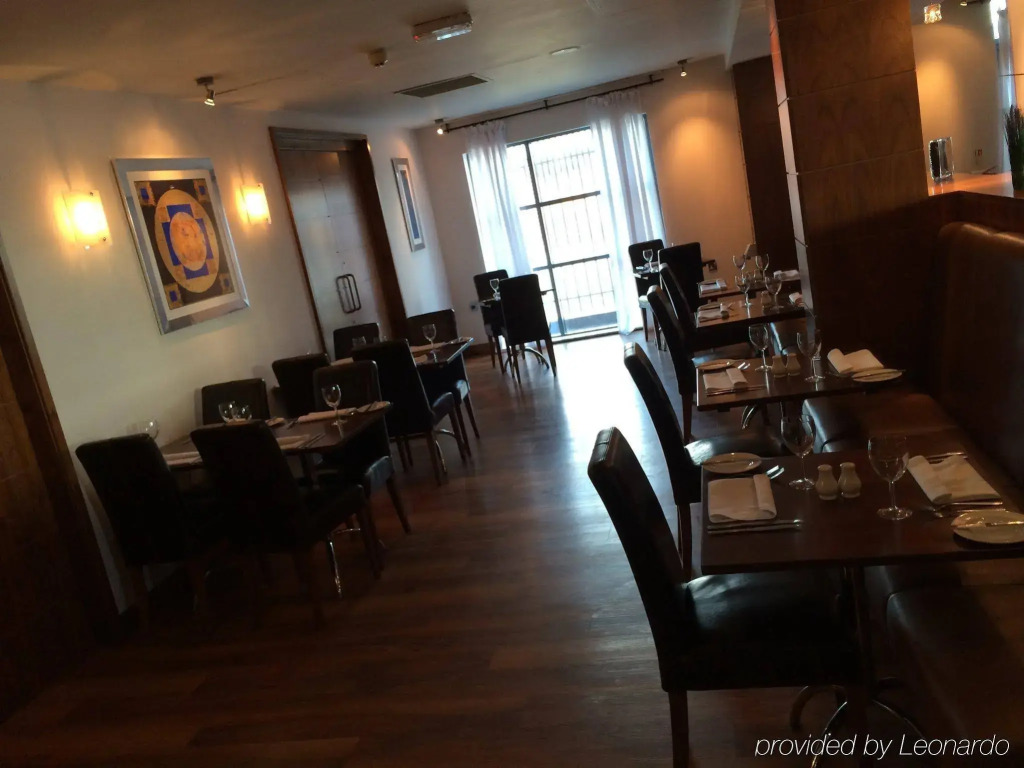 Holiday Inn Manchester-Central Park by IHG