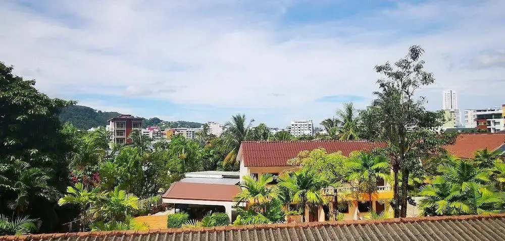 OShop Residence Patong Beach