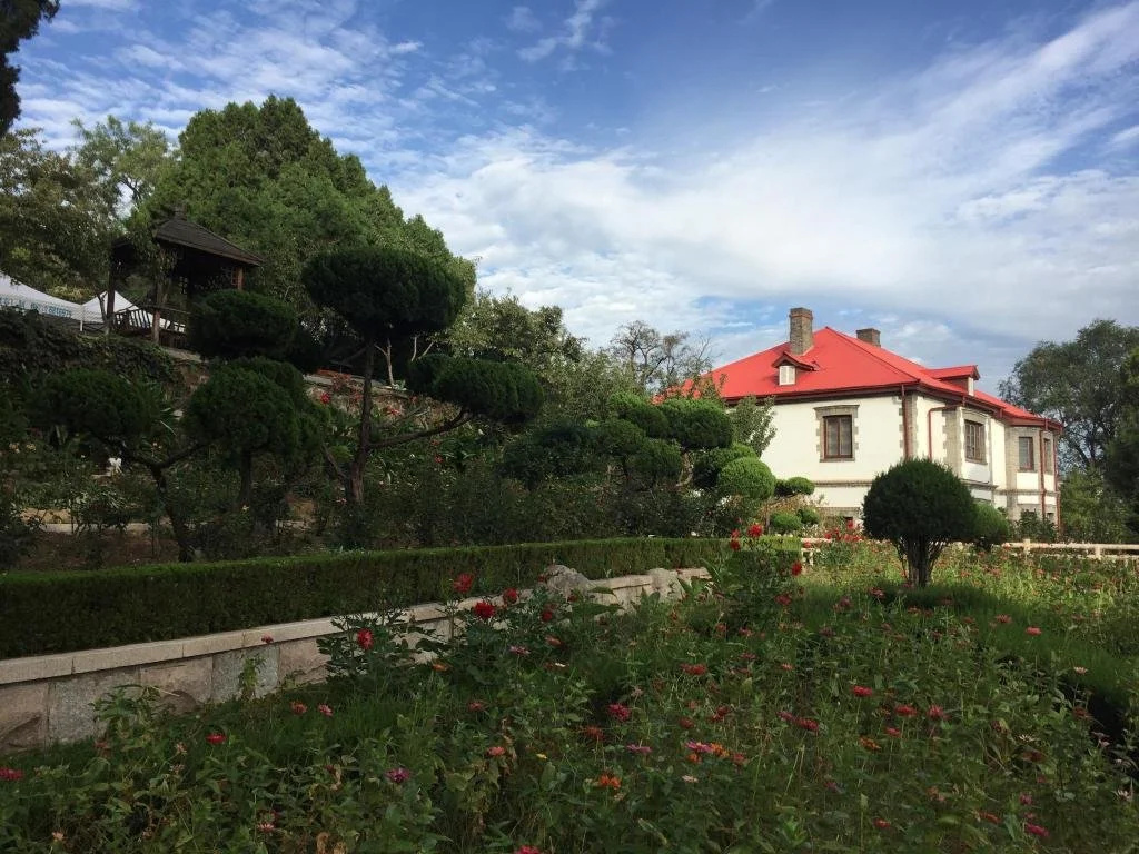 Yantai Fuhai Express Hotel