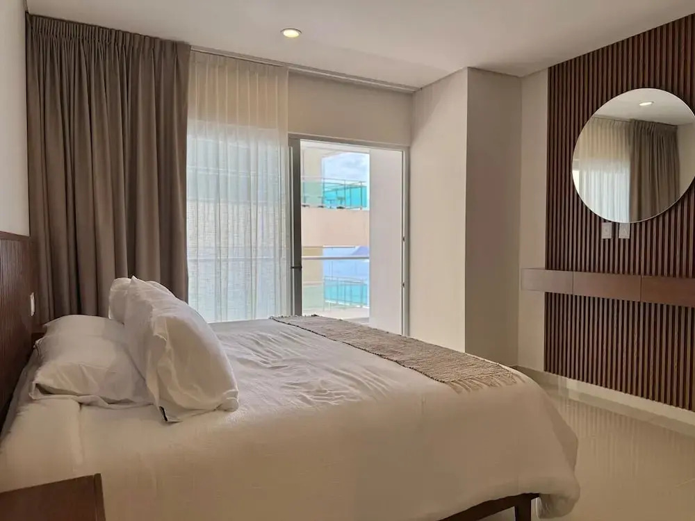 Torre Eleve Apartments