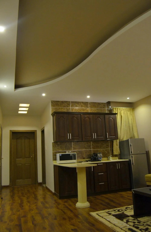 Silverton Hotel Suites