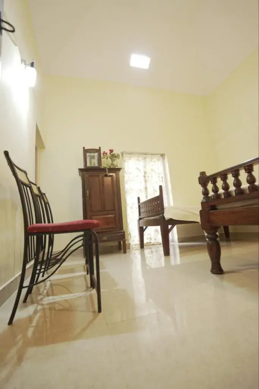 Heritage Bungalow In Madikeri