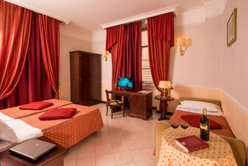 Отель Nizza Roma