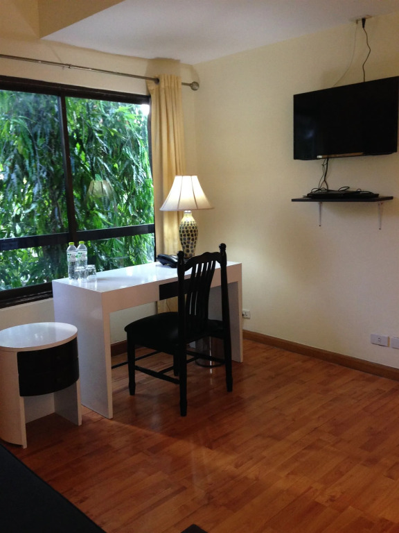 Studio Sukhumvit 18 by iCheck inn