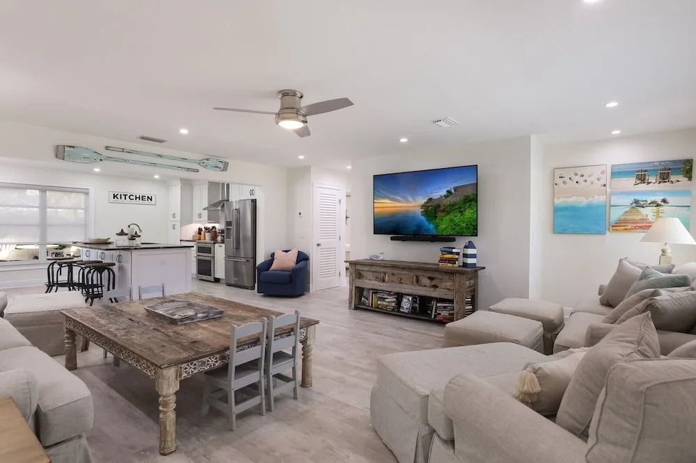 Surf Riders 4 Bedroom Home