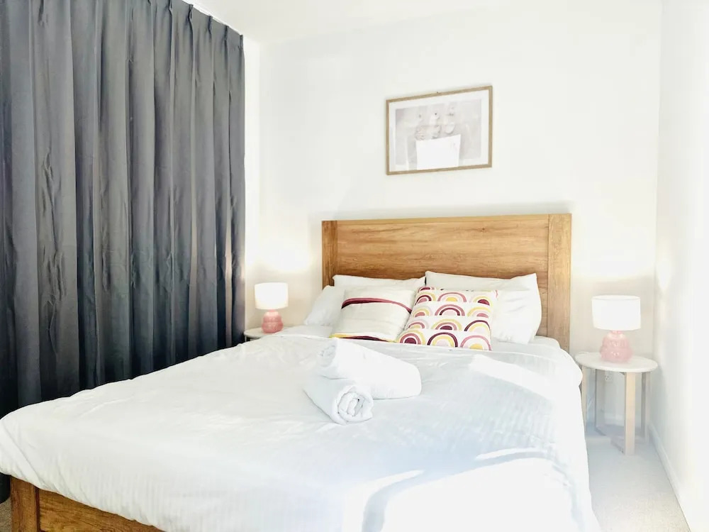 Peninsula Apartments Hosted by Gold Coast Holiday Stays