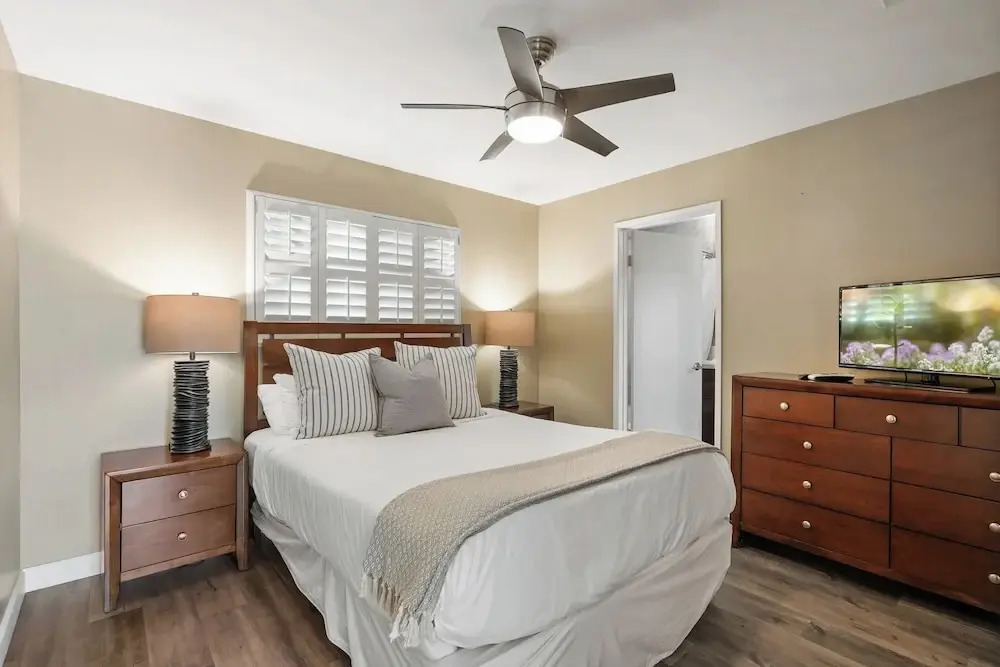 Beachfront+private Beach Access, Pool+hot Tub, Oceanview Sail Bay by Avantstay