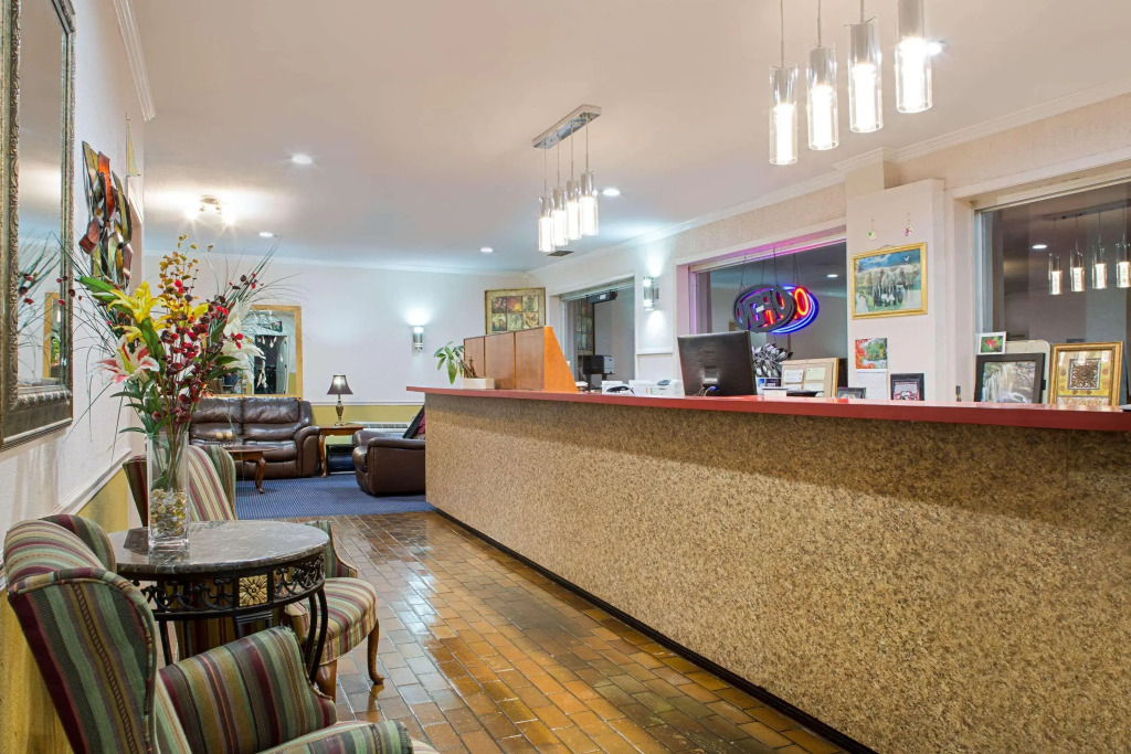 Days Inn Tallahassee-Government Center