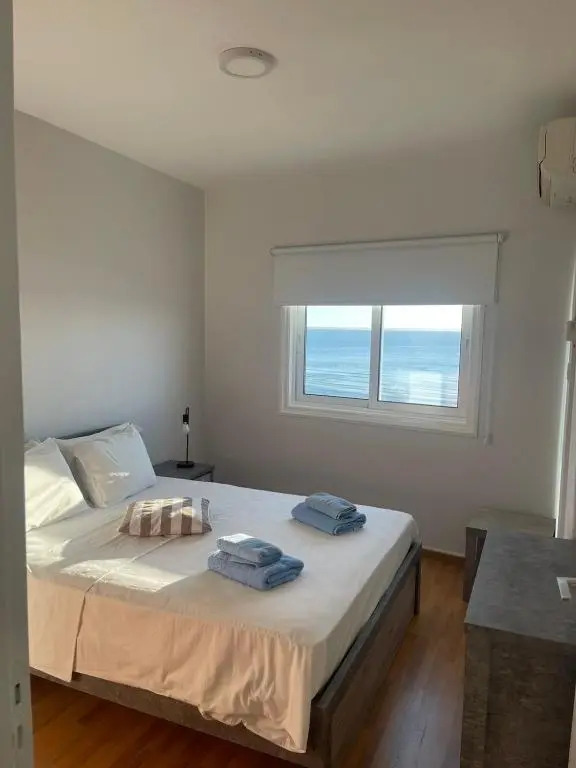Alex Beach Apartment 32