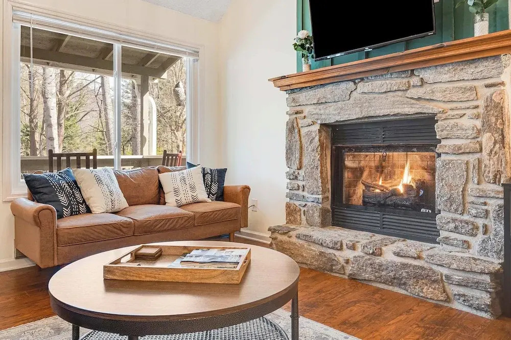 Maggie Valley Mtn Escape w/ Fire Pit & Deck