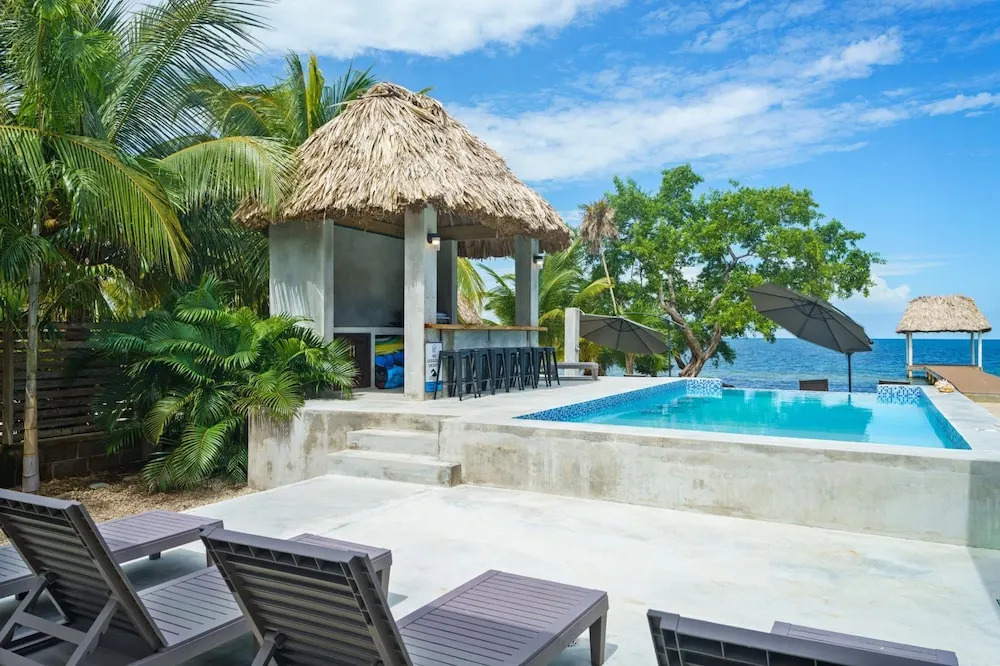 Conmigos 3 Bedroom Condo - Unit 1