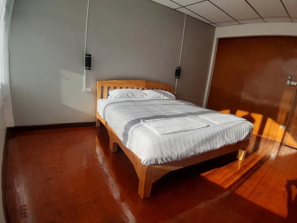 Nuengthong hostel
