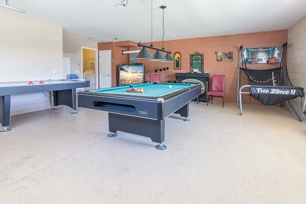 7950 Sea Pearl Circle
