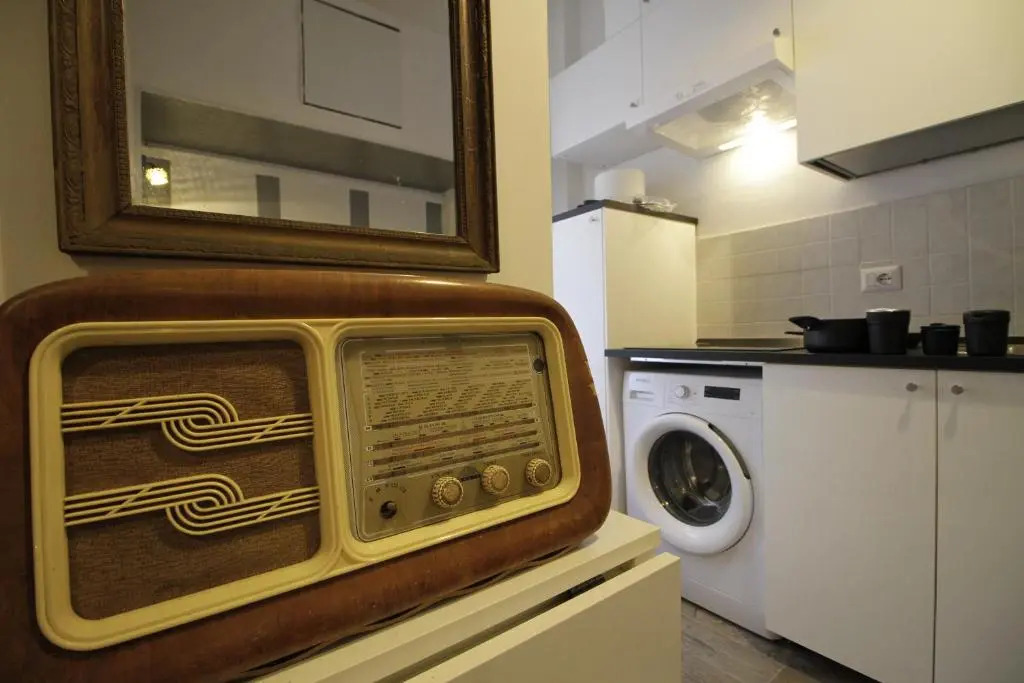 Retro Art house