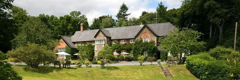 The Edgemoor Hotel