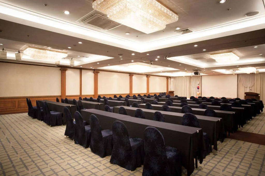 Hotel Riviera Yuseong