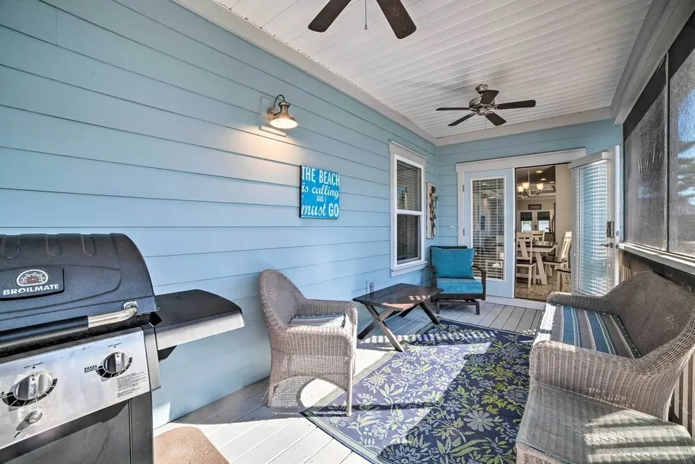 Walk to Shore: 'oyster House' Port St Joe Getaway
