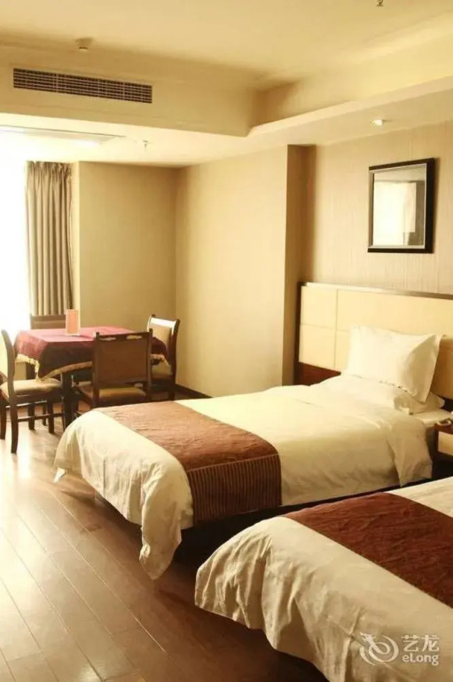 Starway Hotel