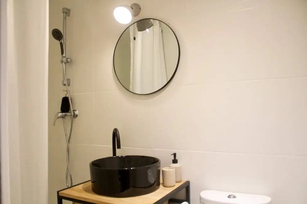 New apt close to Père Lachaise