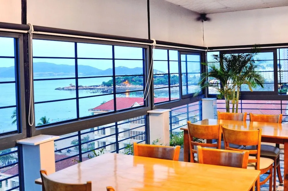 Arise Hotel